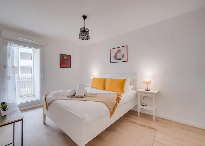 Апартаменти L'arboresens - Appt Avec Terrasse Et Parking